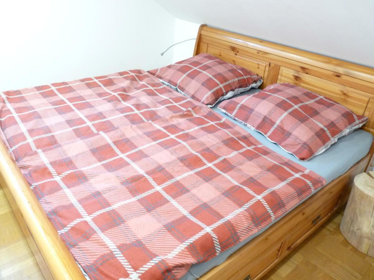 Ferienwohnung Der Familie Budzisch Sinsheim Luaran gambar